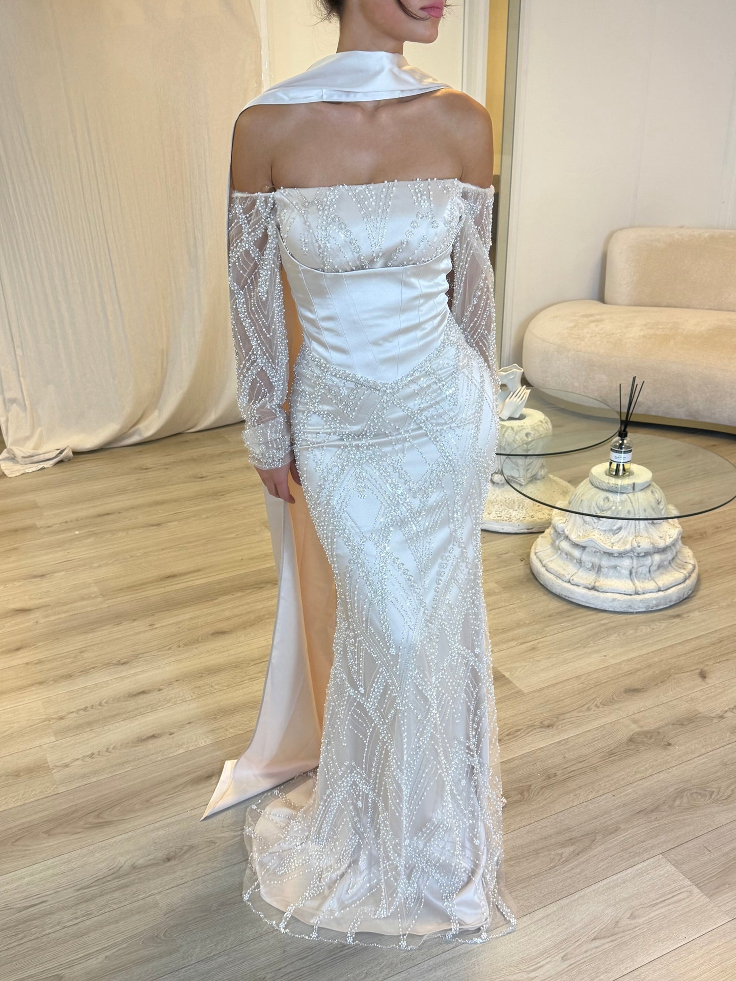 The Alisa dress beige