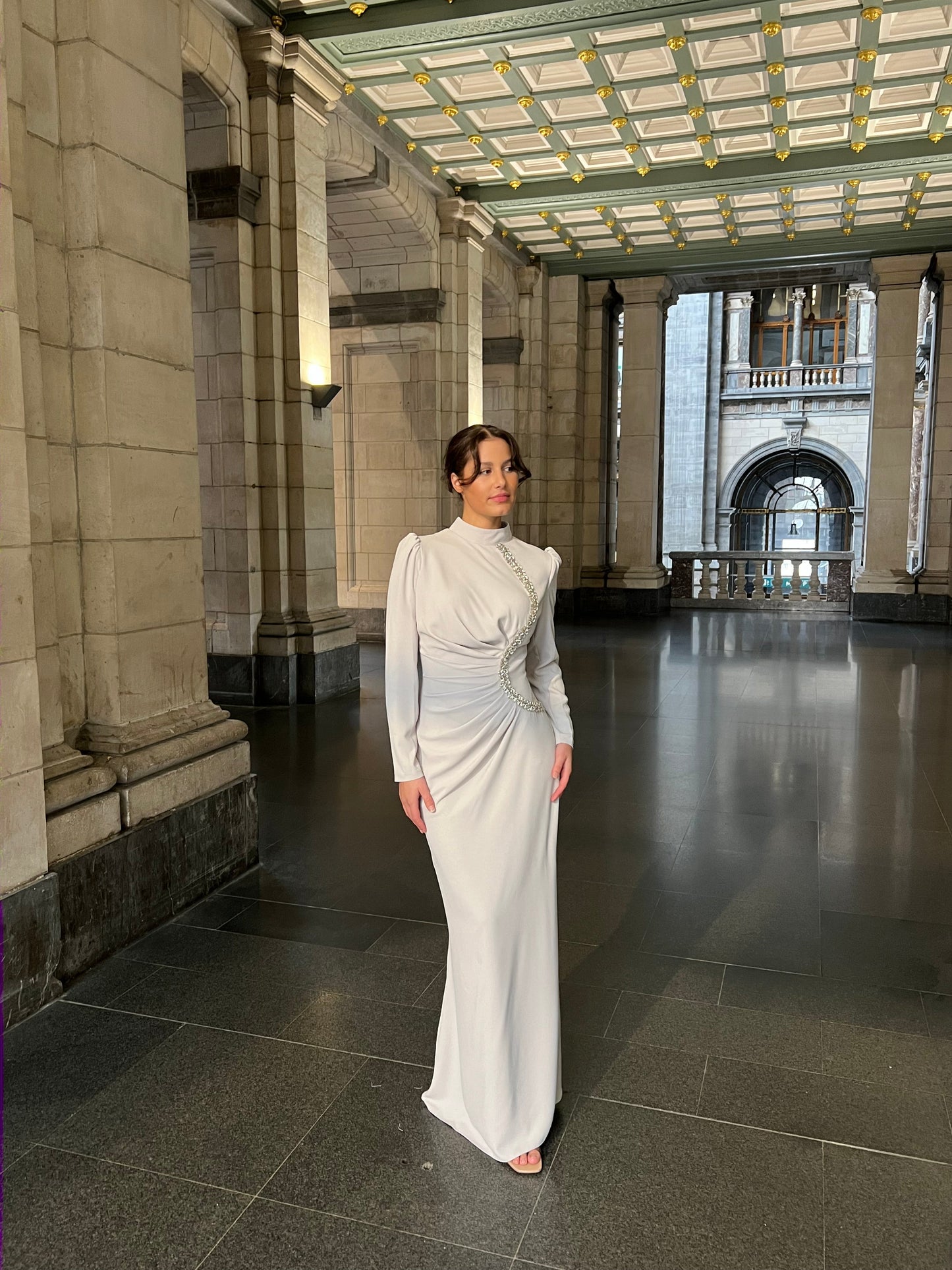 The Elma dress beige