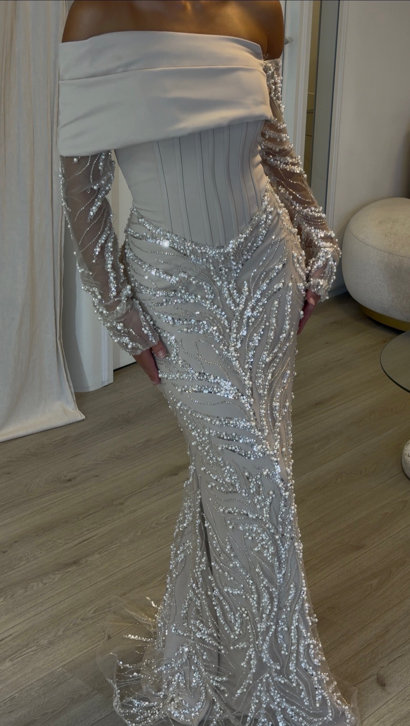 The Aleya dress beige