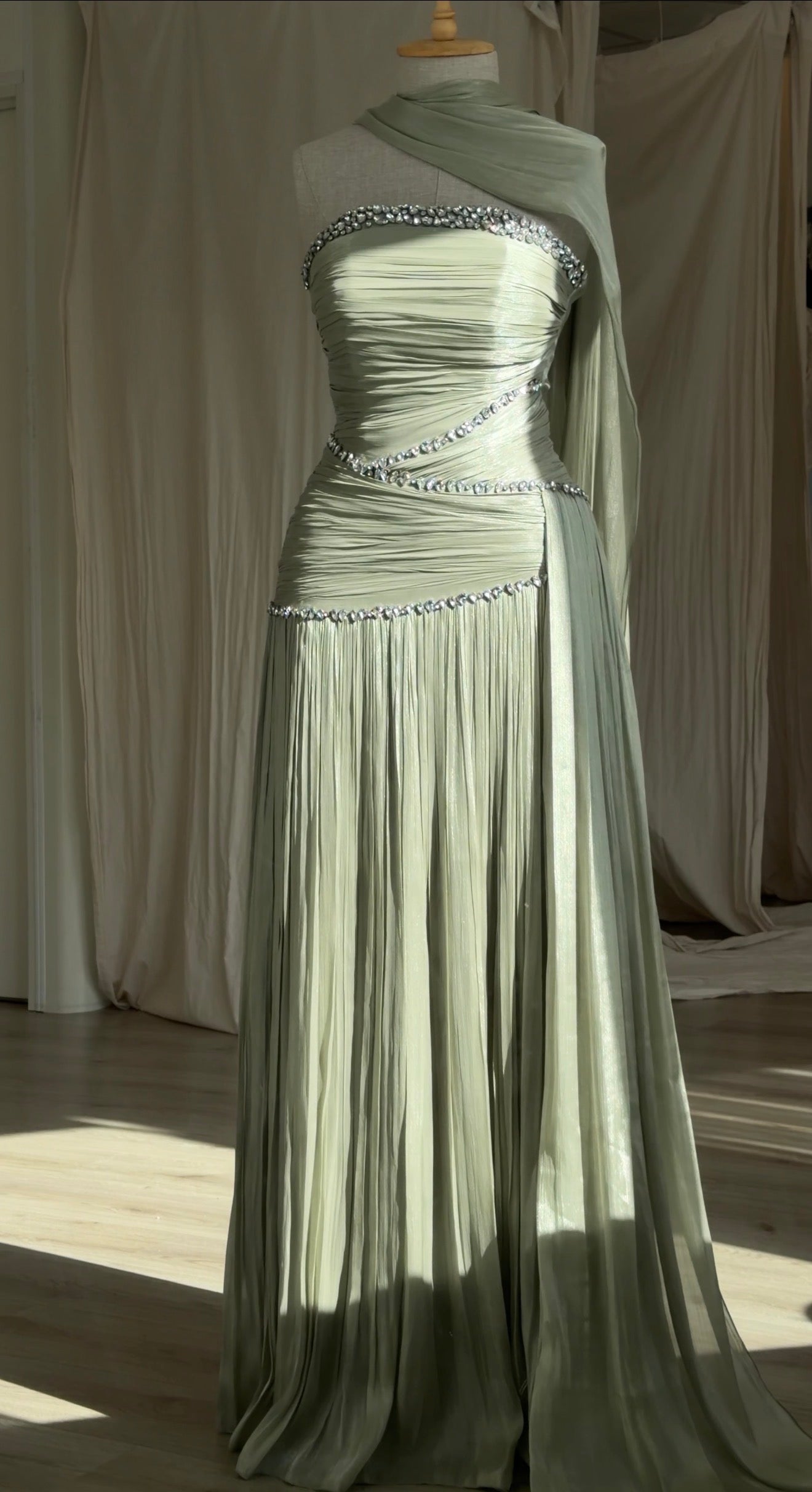 The Alia dress sage green