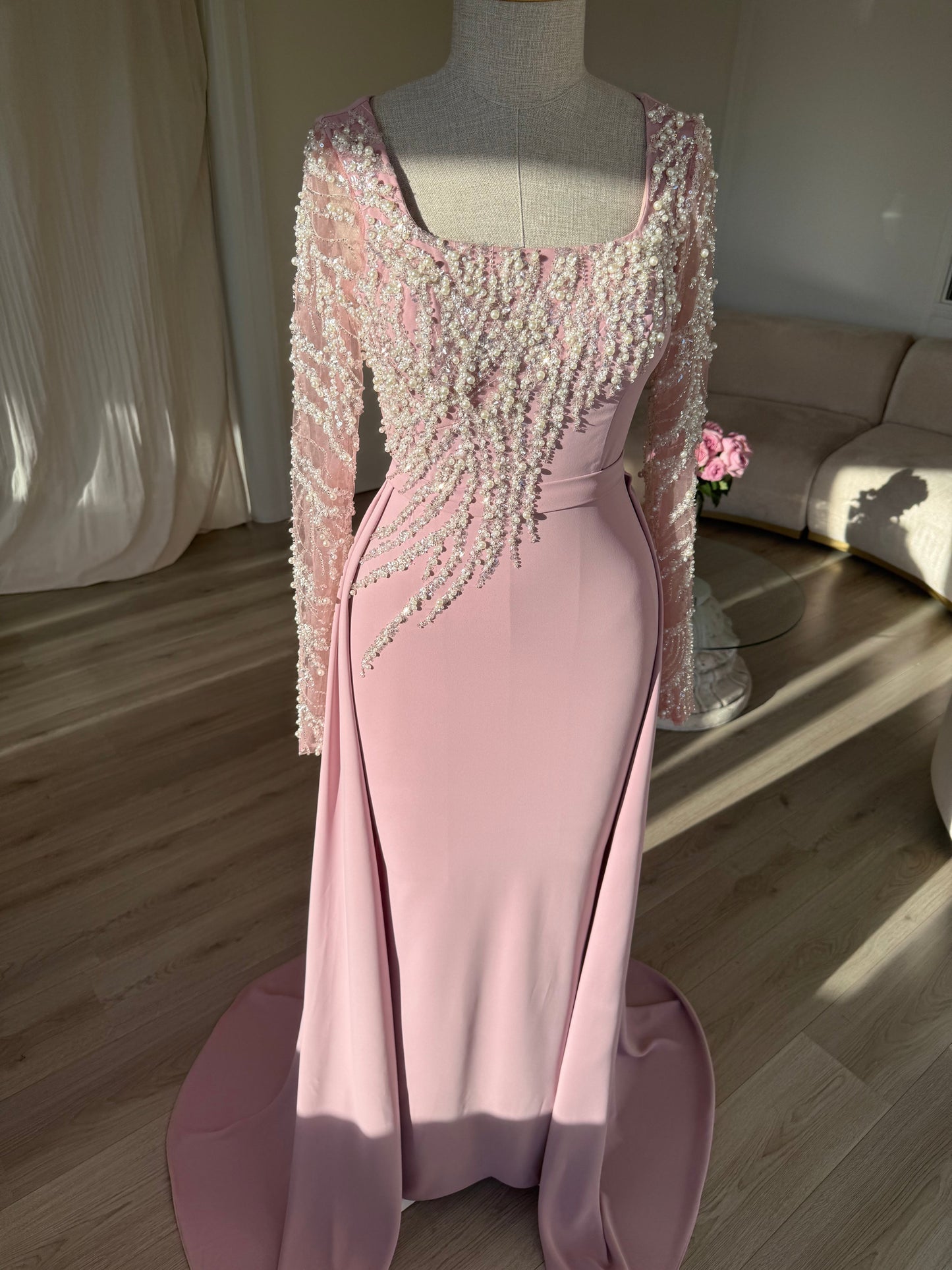 The Zeyna dress soft pink