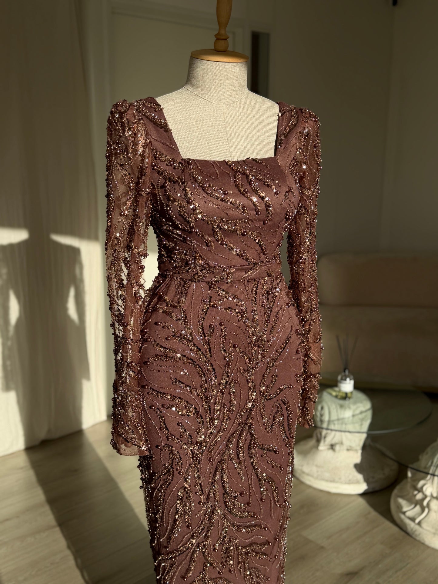 The Elvina dress brown