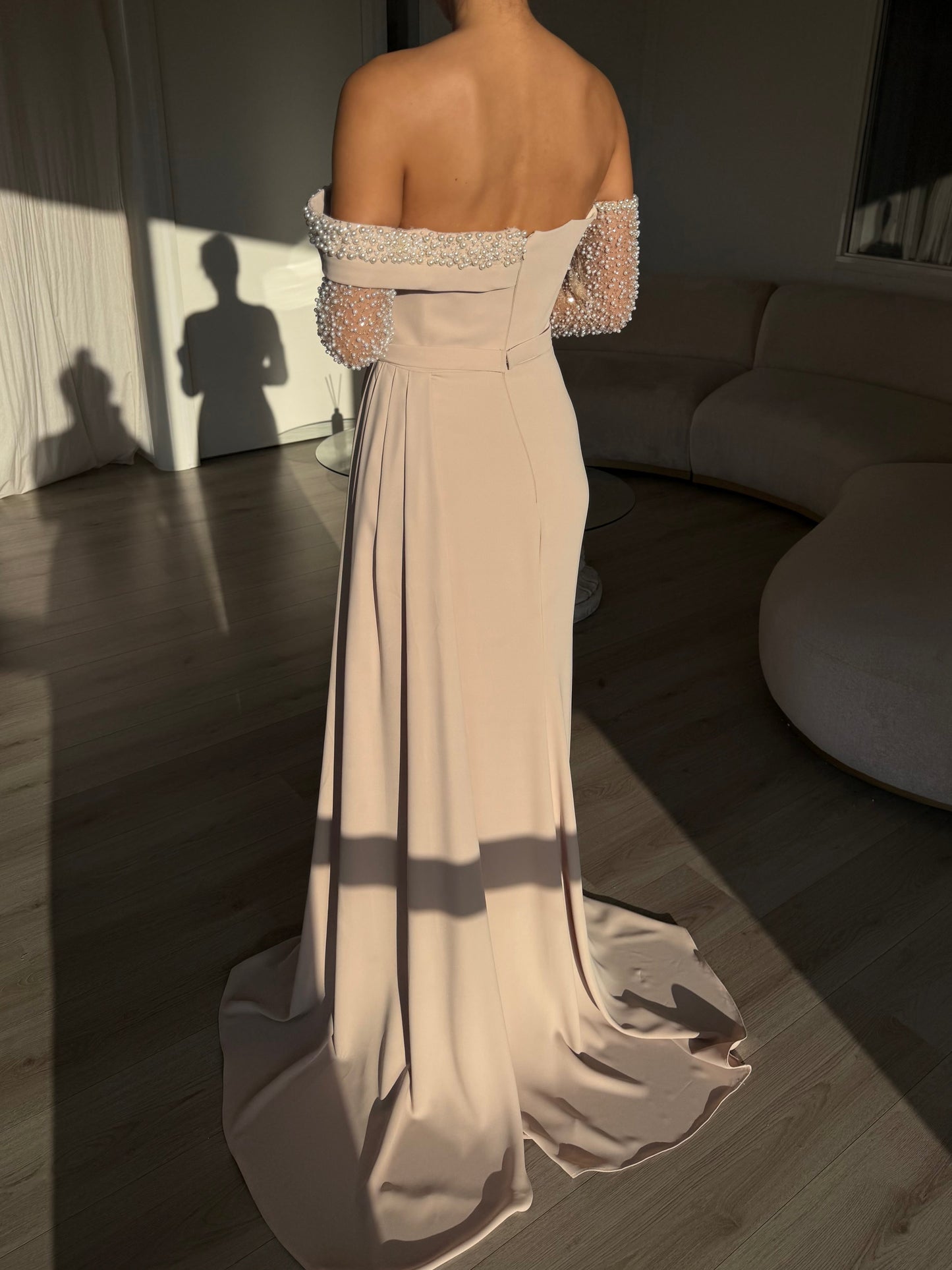 The Inci dress beige