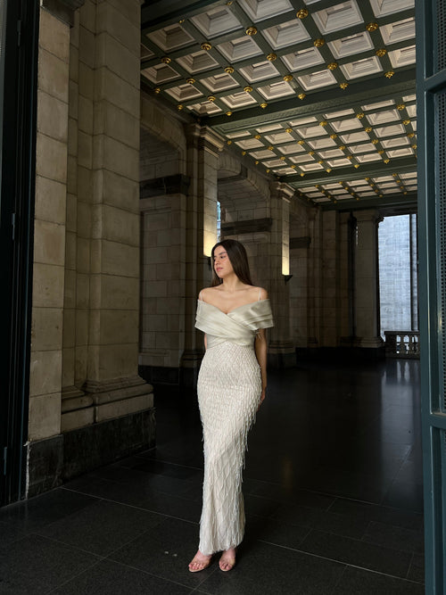 The Delina dress beige