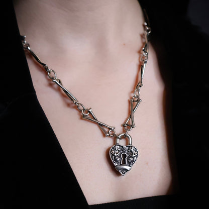GOTHIC CREST SET