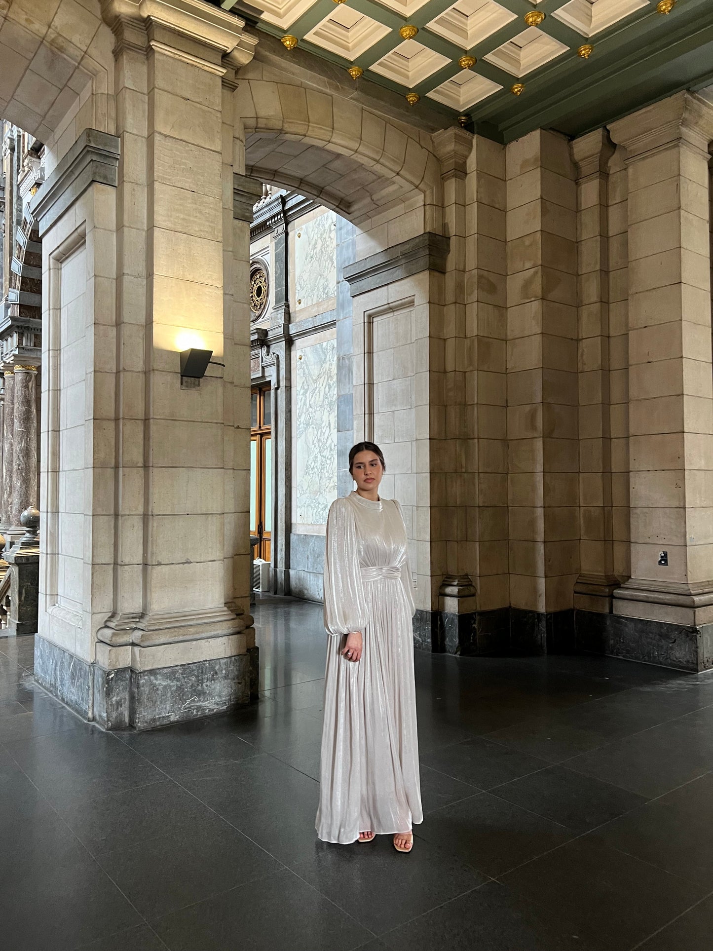The Aylena dress beige