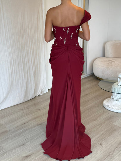 The Adore dress burgundy