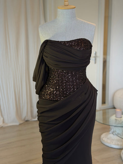 The Tuvana dress brown