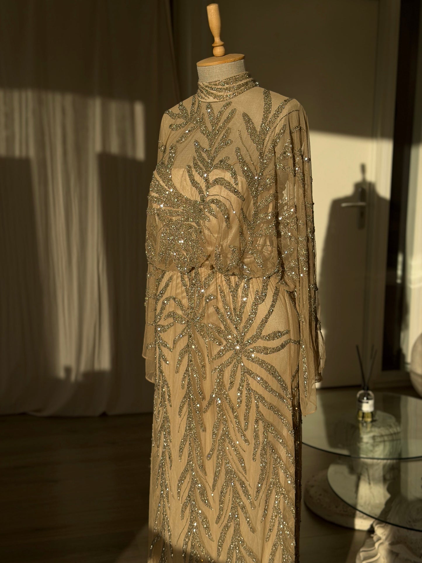 The Hamda dress beige