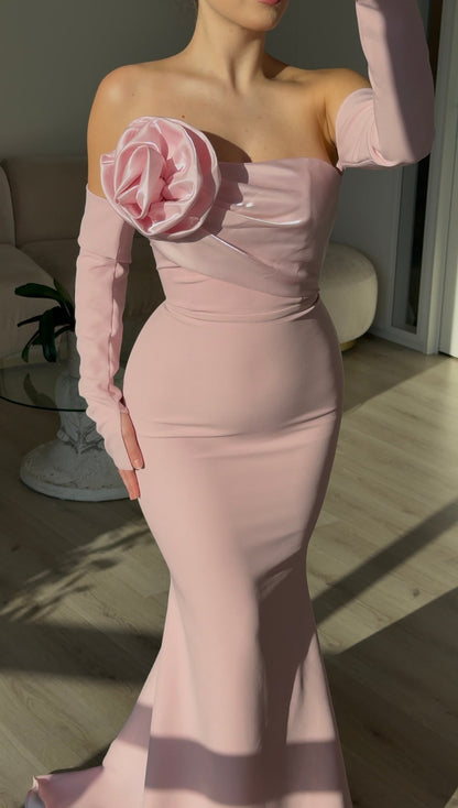 The Eva dress soft pink