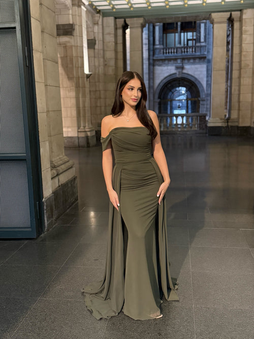 The Elvana dress green