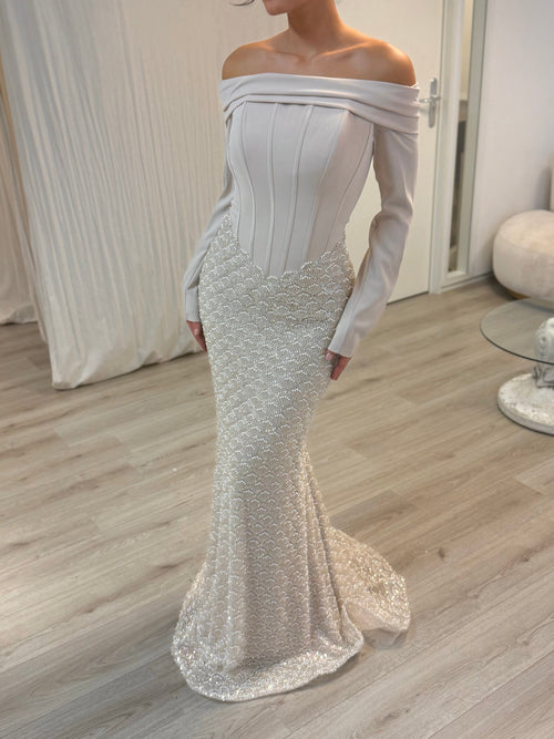 The Elaya dress beige