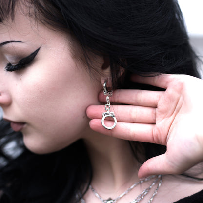 HANDCUFF CHAIN EARRINGS