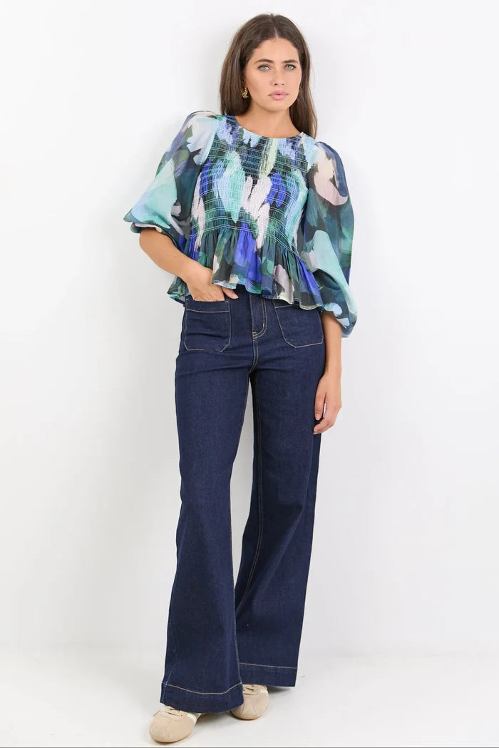 AMONG THE BRAVE - ASSENT TOP - Blue abstract Print
