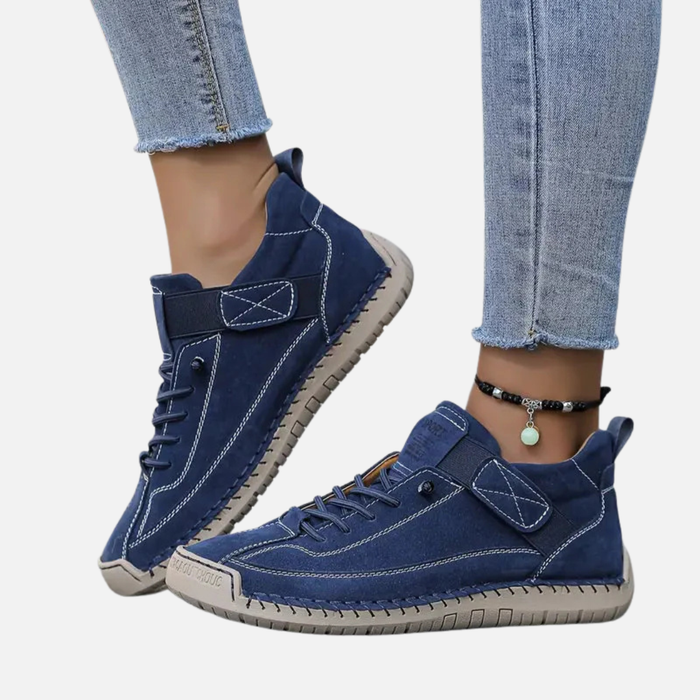Blue / 35
