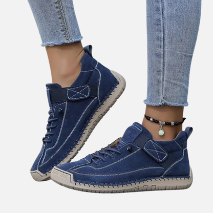 Blue / 35