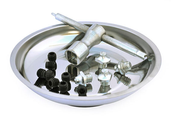 Magnetic stud dish