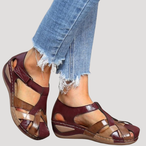 Women’s All-Day Comfort Closed-Toe Walking Sandals 0