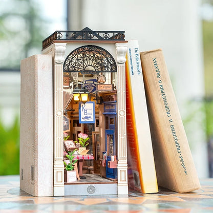 TGB10 Arcade Dating Book Nook