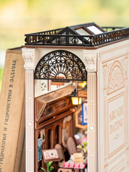 TGB10 Arcade Dating Book Nook