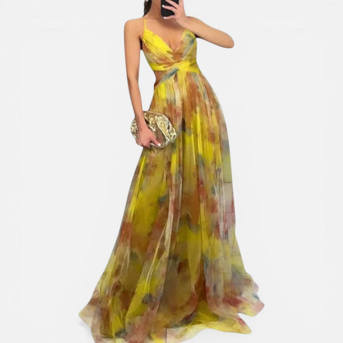 Maxi dress with spaghetti straps and a flowing cut 1