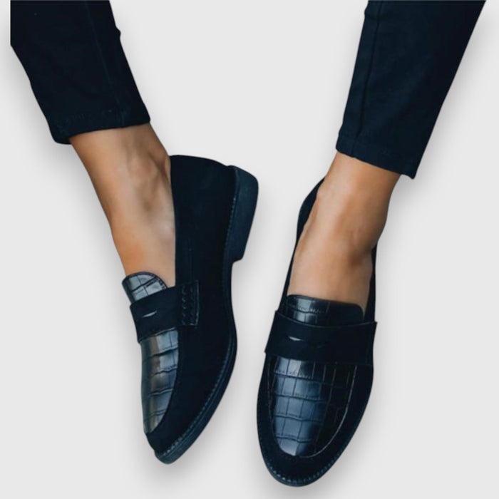 Women's Orthopedic Alligator Embossed Loafers 0