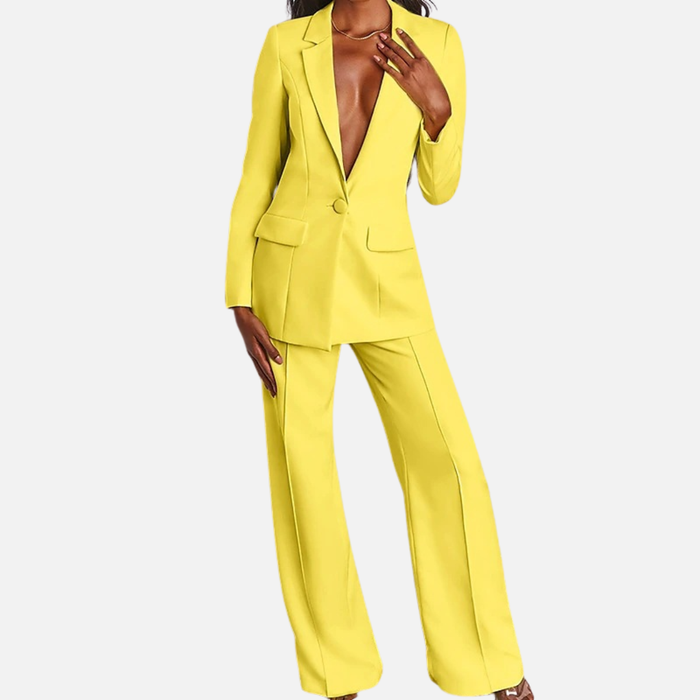 Women’s Elegant Pantsuit with Tailored Blazer